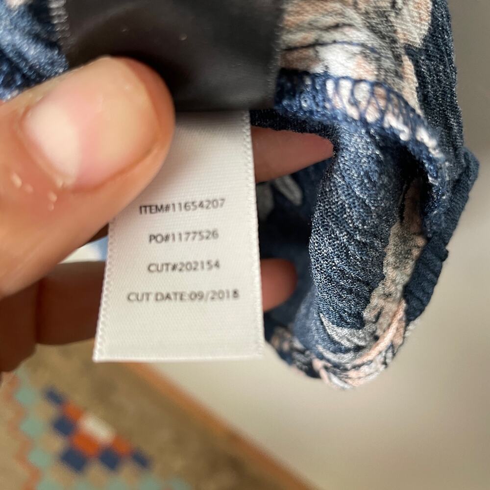 Torrid Crinkle Gauze Smocked Button Front Top 2X Floral Blue Fairy Cottagecore - Picture 10 of 13